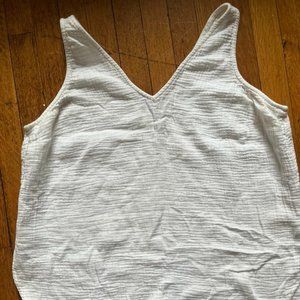 White cotton quilted tank top
